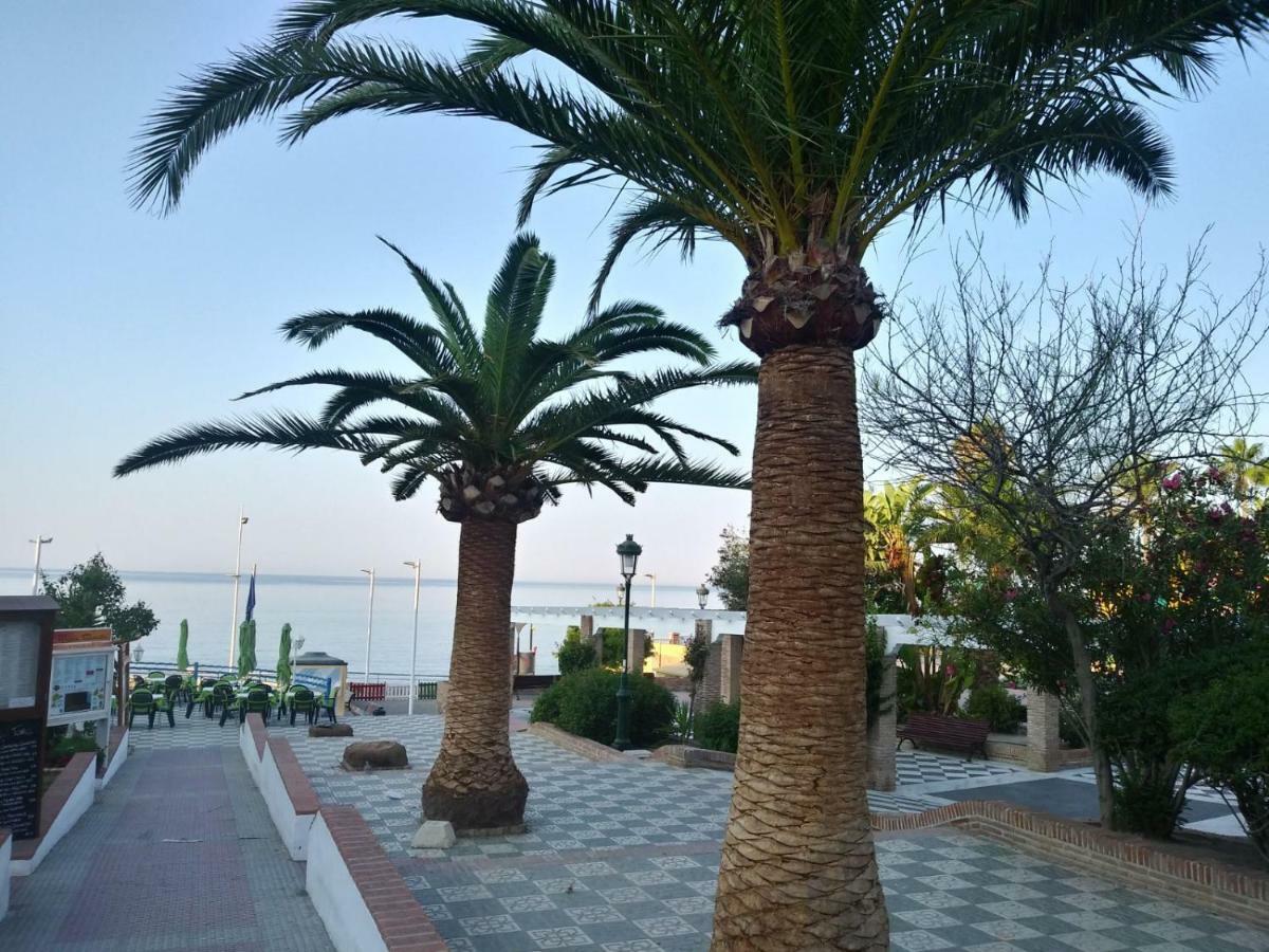 Апартаменты Nerja Solymar Экстерьер фото